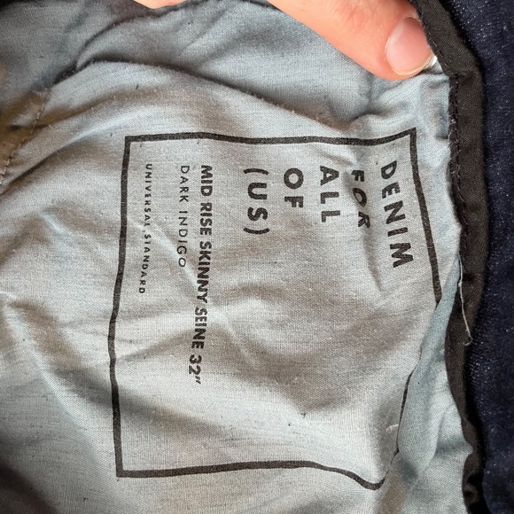 Universal Standard Seine Mid Rise Skinny Jeans, Dark Indigo, Large - Picture 4 of 4